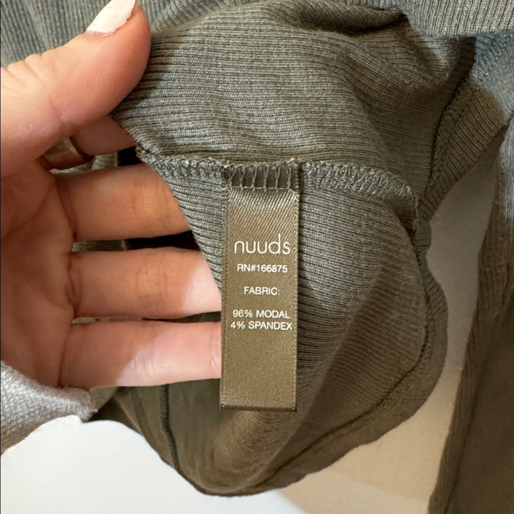 nuuds slinky rib long sleeve - Picture 4 of 4